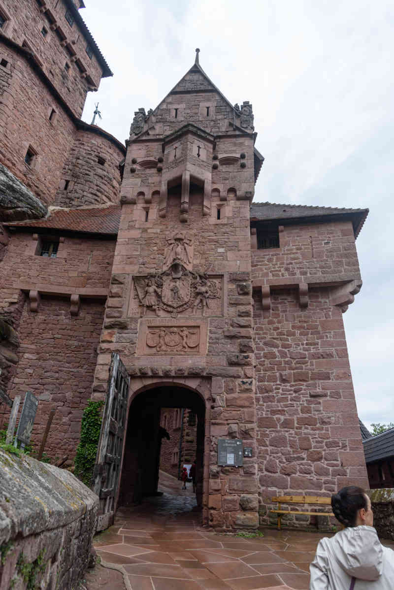 Francia - Alsacia 371 - Orschwiller - castillo de Koenigsbourg.jpg